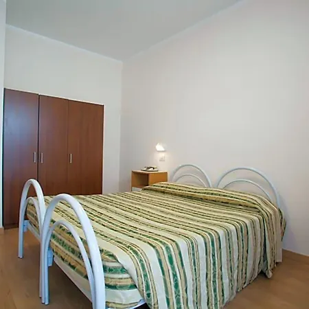 Cecco 2* Arezzo