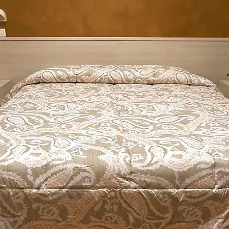 Cecco Hotel