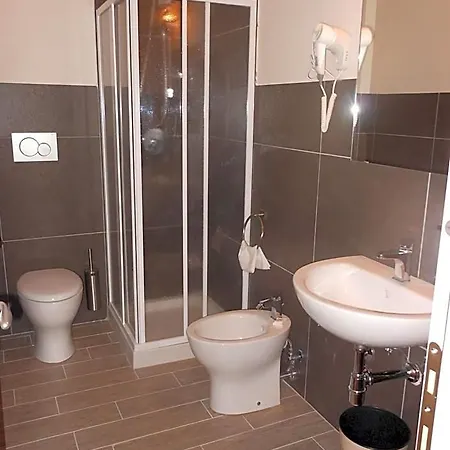 Cecco Hotel
