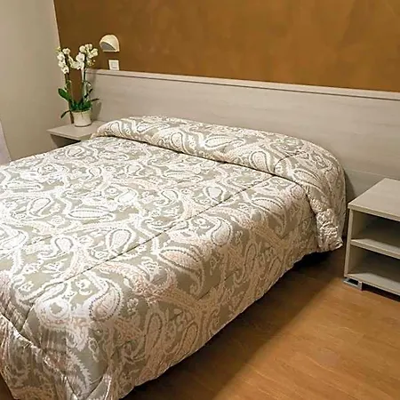 Cecco Hotel