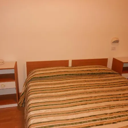Cecco 2* Arezzo