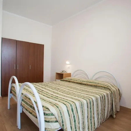 Cecco 2* Arezzo