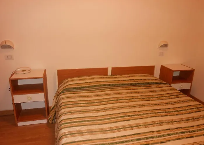 Cecco 2* Ареццо